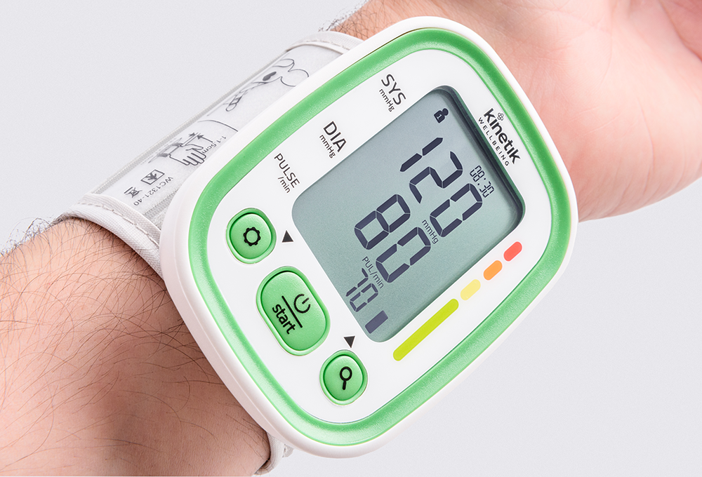 Kinetik Advanced Wrist Blood Pressure Monitor WBP3 (image 4)