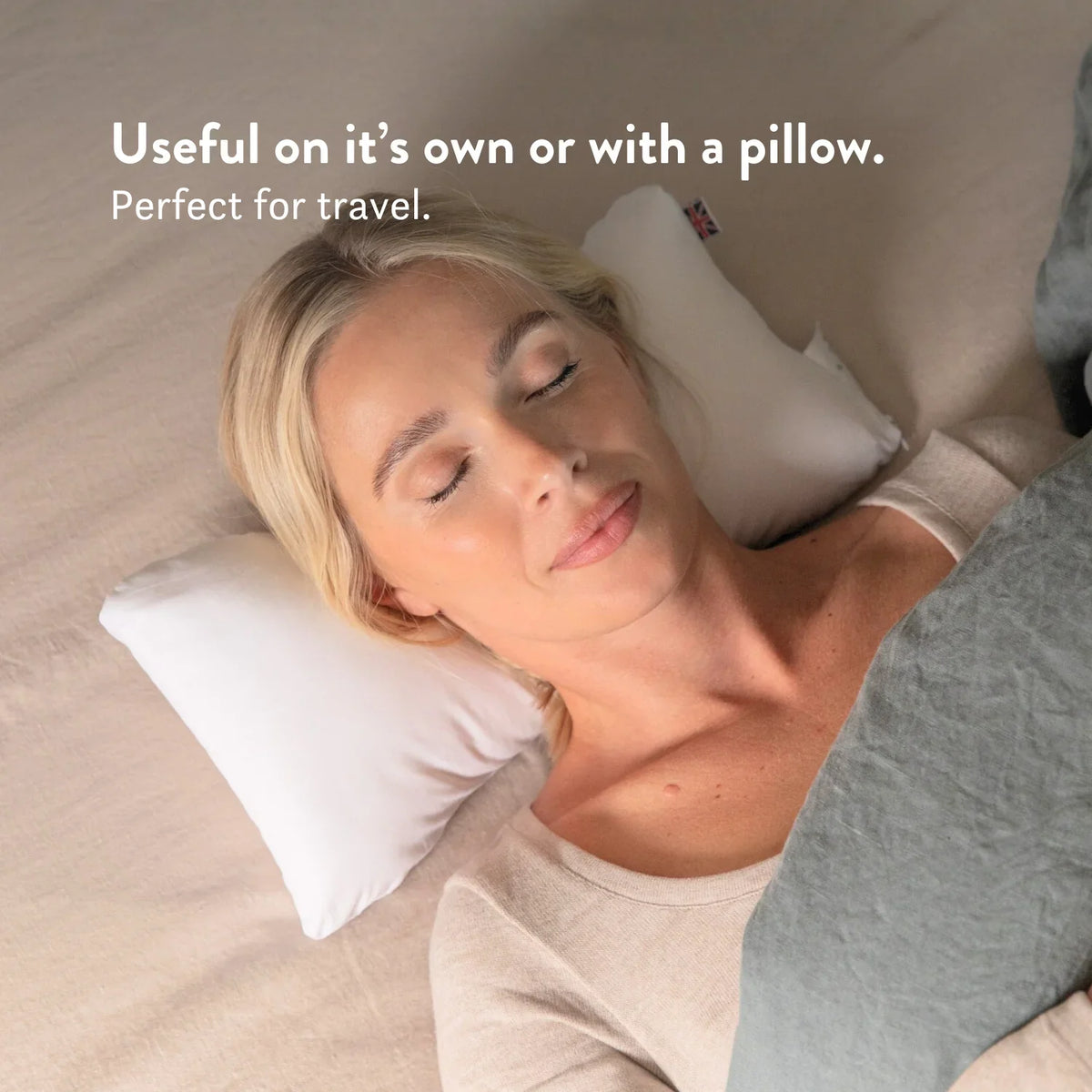 Putnams Japanese-style butterfly support pillow (image 5)