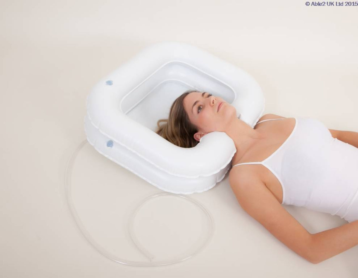 Atlantis inflatable shampoo basin with drain hose (image 3)