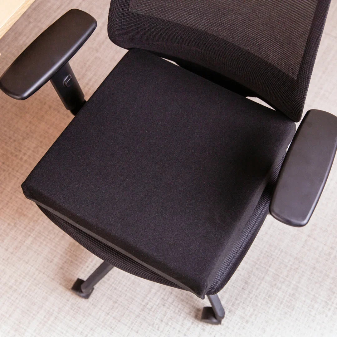 Putnams 8cm height raiser cushion with black cover (image 7)