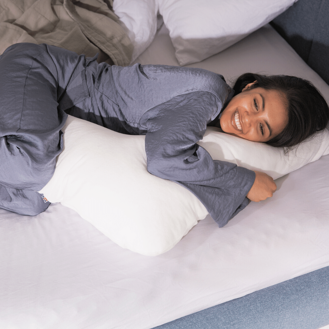 Putnams large V-shaped support pillow (image 6)